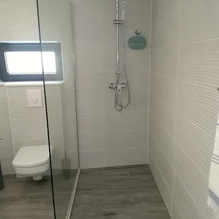 Apartment Simply Rodin Kastela Exterior photo